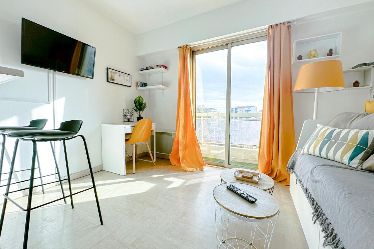 Guignon - Apart Sunny Comfort Close To The Port & Station Antibes Buitenkant foto