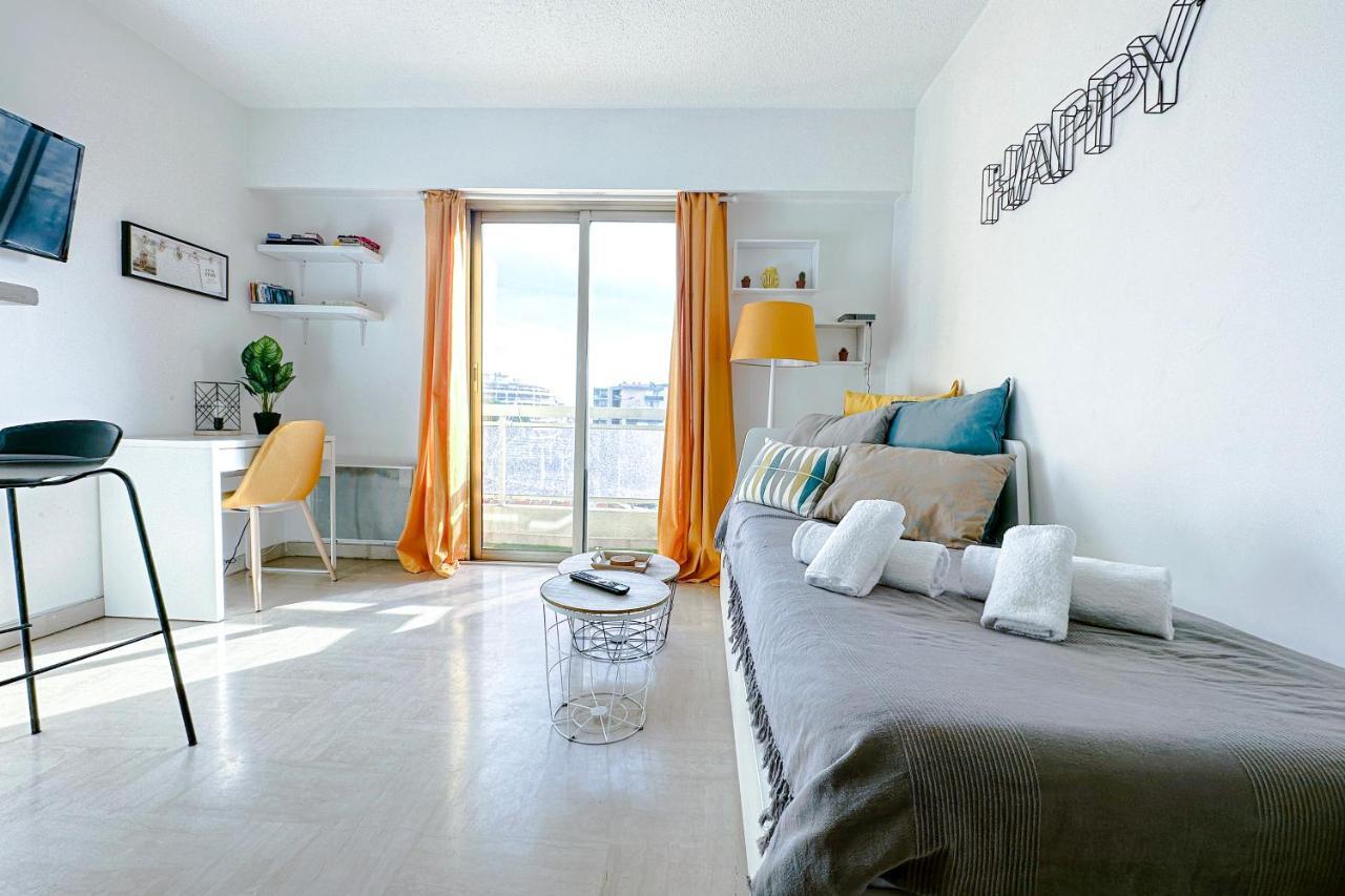 Guignon - Apart Sunny Comfort Close To The Port & Station Antibes Buitenkant foto